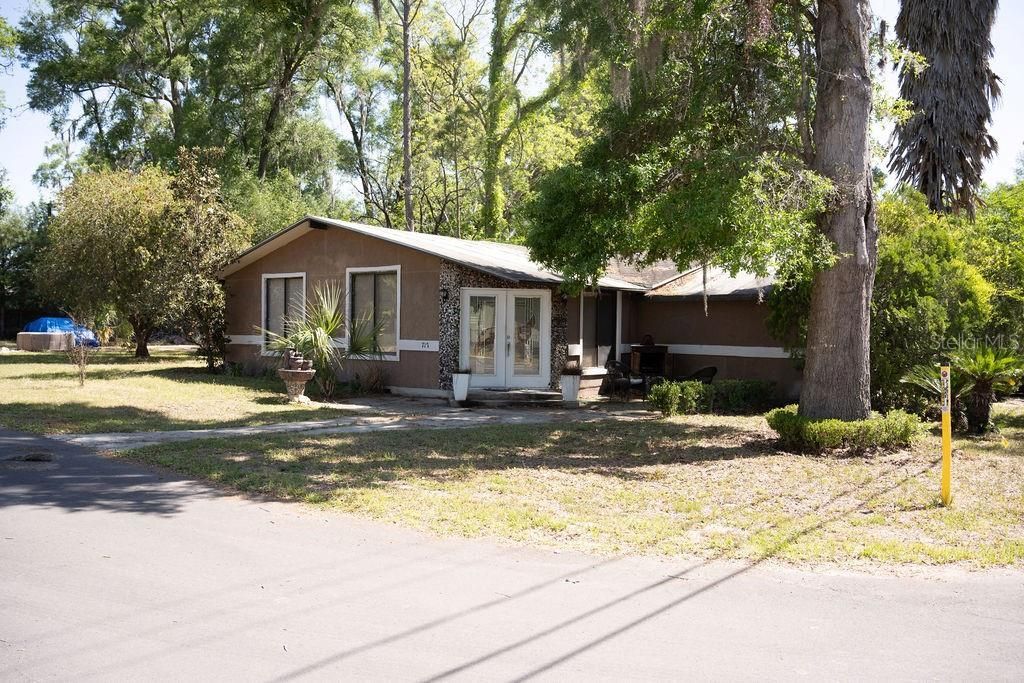 717 NW 253rd Street , Newberry, FL 32669 Photo