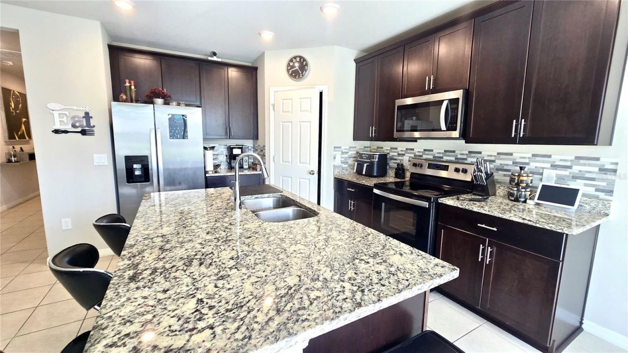 909 Cambridge Drive, Winter Haven, FL 33881 Photo