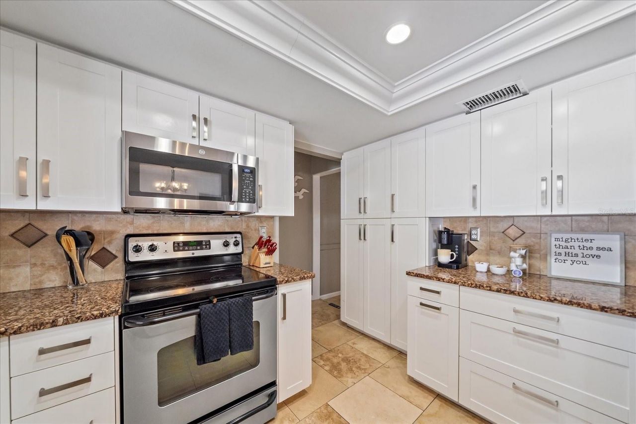 3209 Ashton Road, Sarasota, FL 34231 Photo
