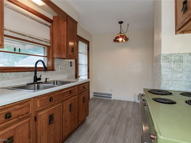 306 E 323rd Street , Willowick, OH 44095 Photo 11