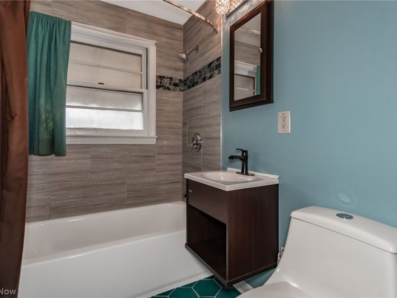 306 E 323rd Street , Willowick, OH 44095 Photo 14