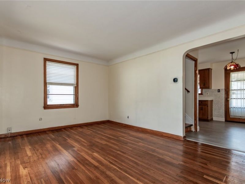 306 E 323rd Street , Willowick, OH 44095 Photo 6