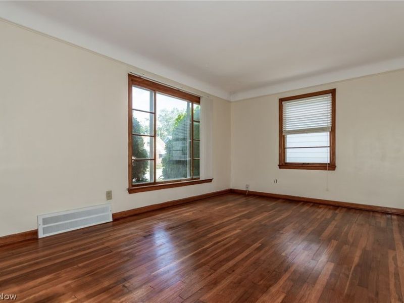 306 E 323rd Street , Willowick, OH 44095 Photo 7