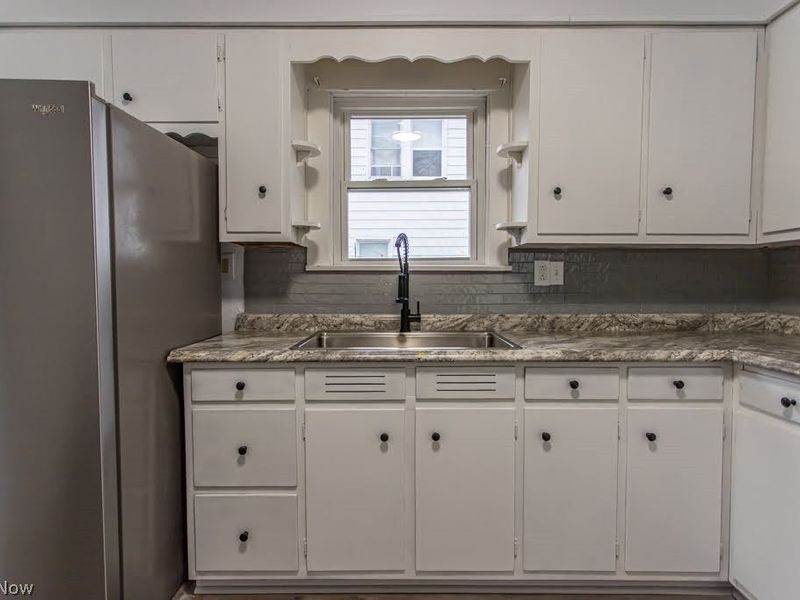 538 Redondo Road , Youngstown, OH 44504 Photo 16