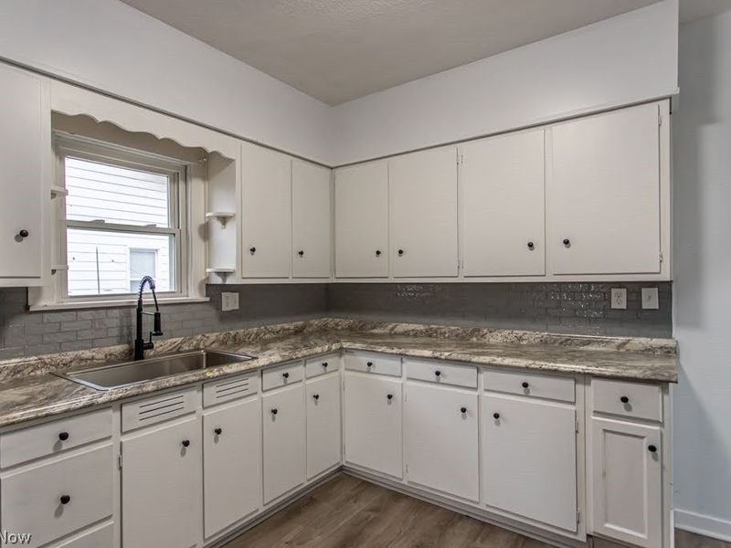 538 Redondo Road , Youngstown, OH 44504 Photo 17