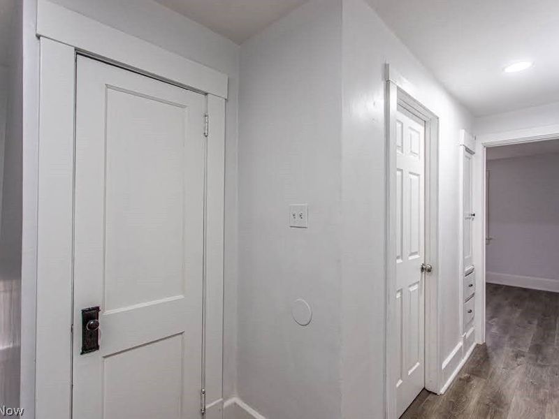 538 Redondo Road , Youngstown, OH 44504 Photo 24