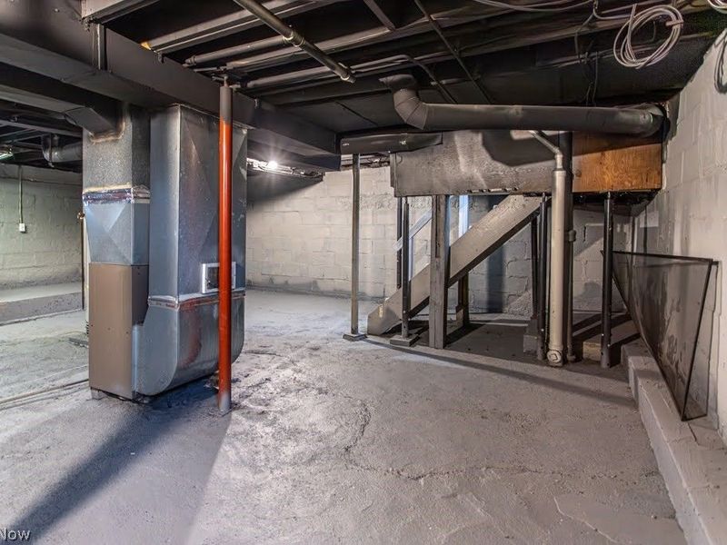 538 Redondo Road , Youngstown, OH 44504 Photo 30