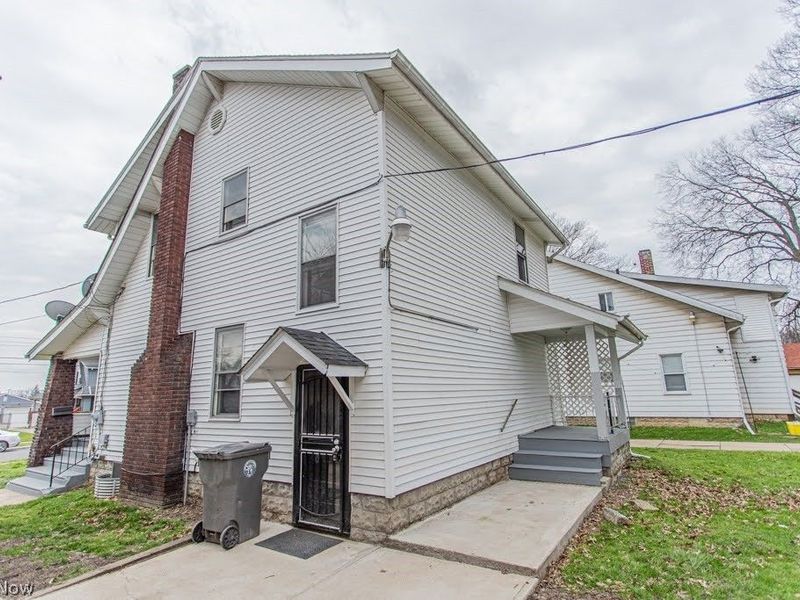 538 Redondo Road , Youngstown, OH 44504 Photo 4