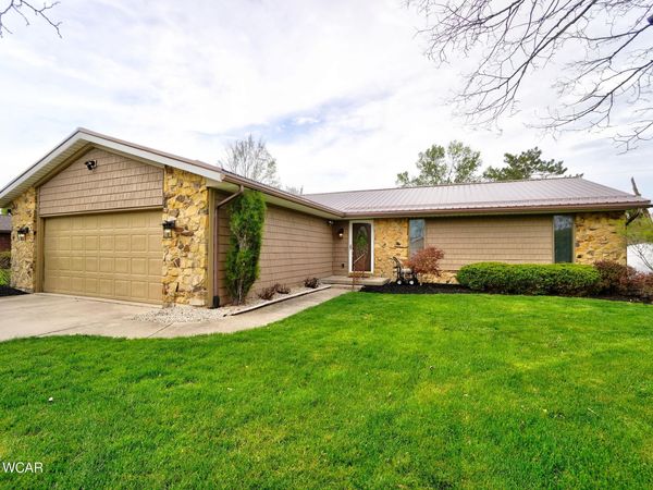 3733 Gloucester Place, Lima, OH 45804