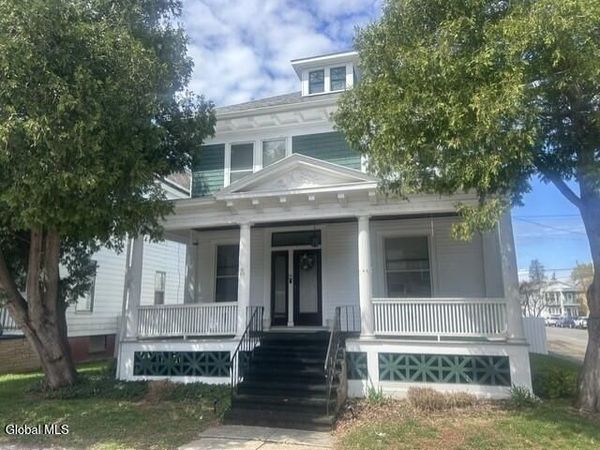 243 6th Avenue, Troy, NY 12180