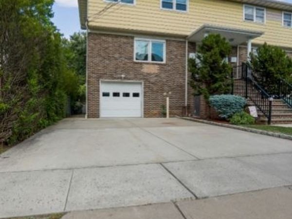 210 Walnut St, Unit left, Garwood, NJ 07027