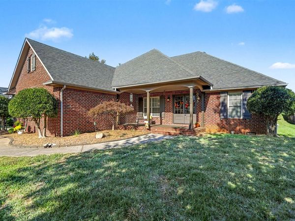 122 Cross Hall Loop , Bowling Green, KY 42104