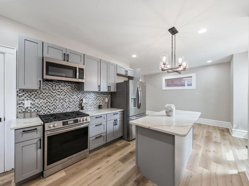 981 Linwood Avenue , Columbus, OH 43206 Photo 12