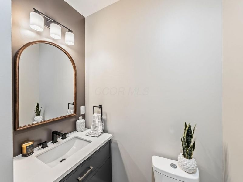 981 Linwood Avenue , Columbus, OH 43206 Photo 18