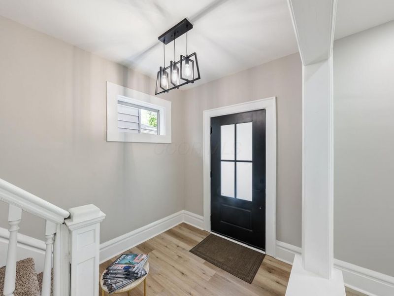 981 Linwood Avenue , Columbus, OH 43206 Photo 5