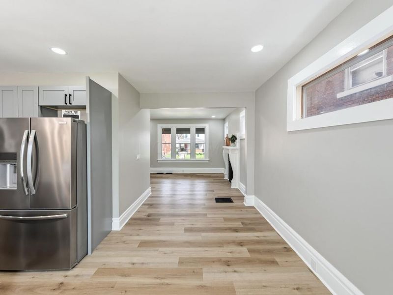 981 Linwood Avenue , Columbus, OH 43206 Photo 9