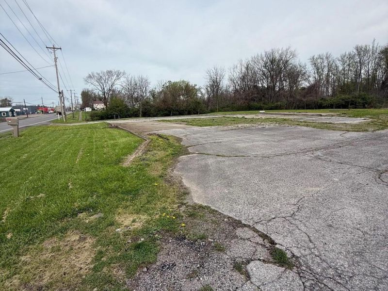 135 E High Street , Edison, OH 43320 Photo 5