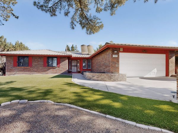 12009 Carl Court NE, Albuquerque, NM 87112