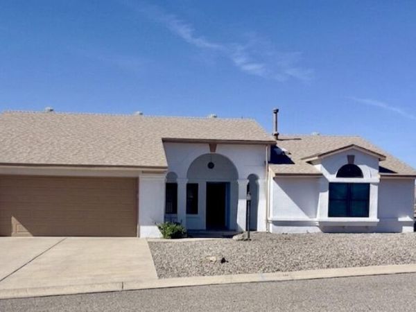6200 Apache Plume Road NE, Rio Rancho, NM 87144