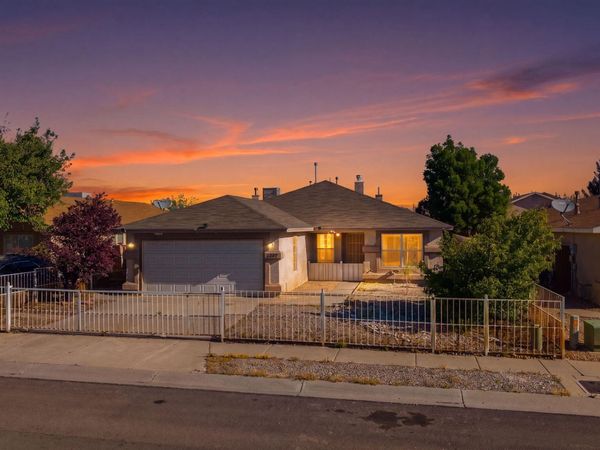 5807 Scorpio Avenue NW, Albuquerque, NM 87114