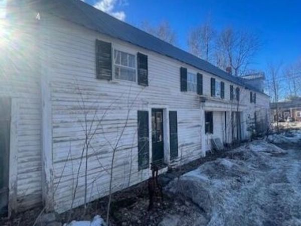 3 Hancock Pond , Denmark, ME 04022