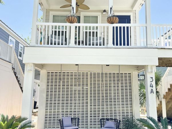 215 E 2nd Street, Pass Christian, MS 39571