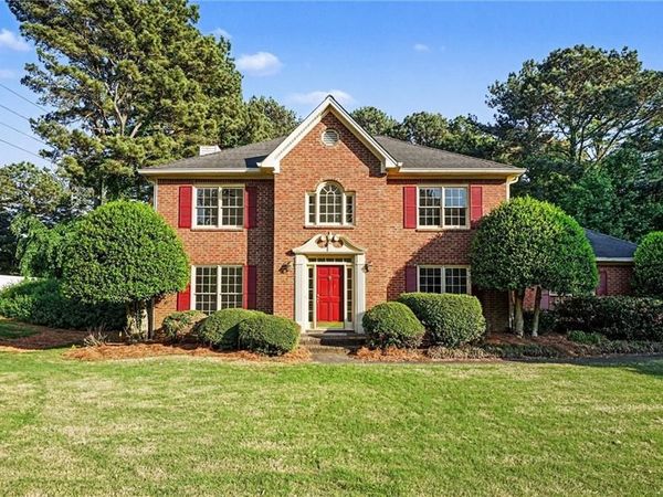 2350 Montrose Place , Snellville, GA 30078