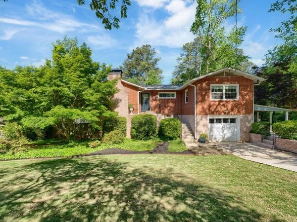 3848 Carlton Drive , Atlanta, GA 30341