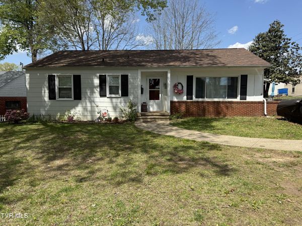 709 Oakdale Road, Kingsport, TN 37664
