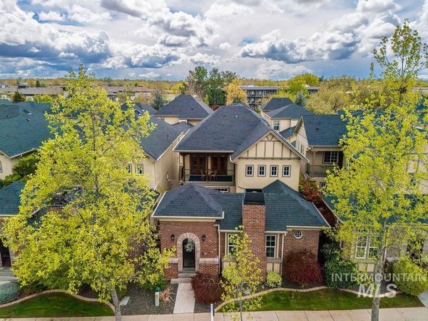 253 E Wexford Ln, Eagle, ID 83616