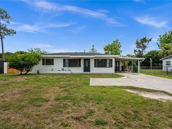 404 Leeland Heights BLVD W, LEHIGH ACRES, FL 33936