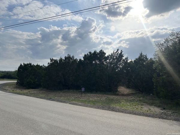 1049 Grassland, Bulverde, TX 78163