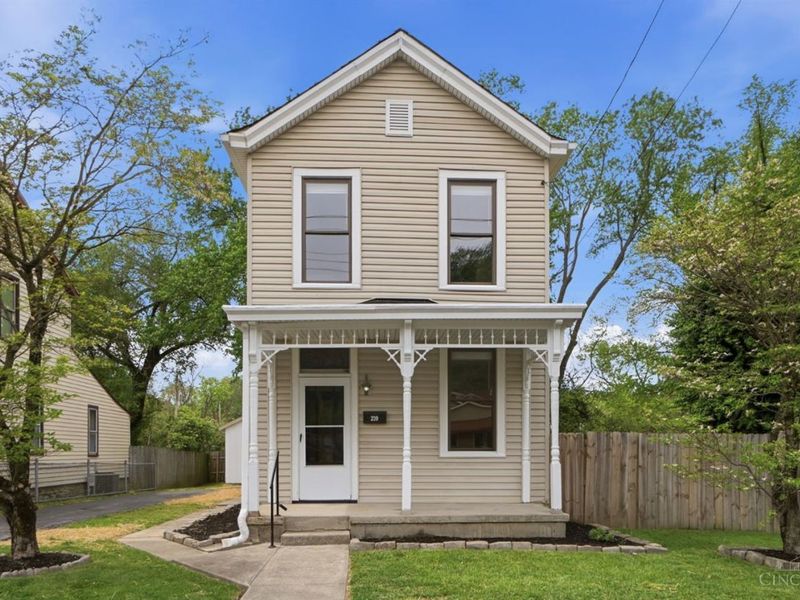 239 S Miami Avenue, Cleves, OH 45002 Photo 1