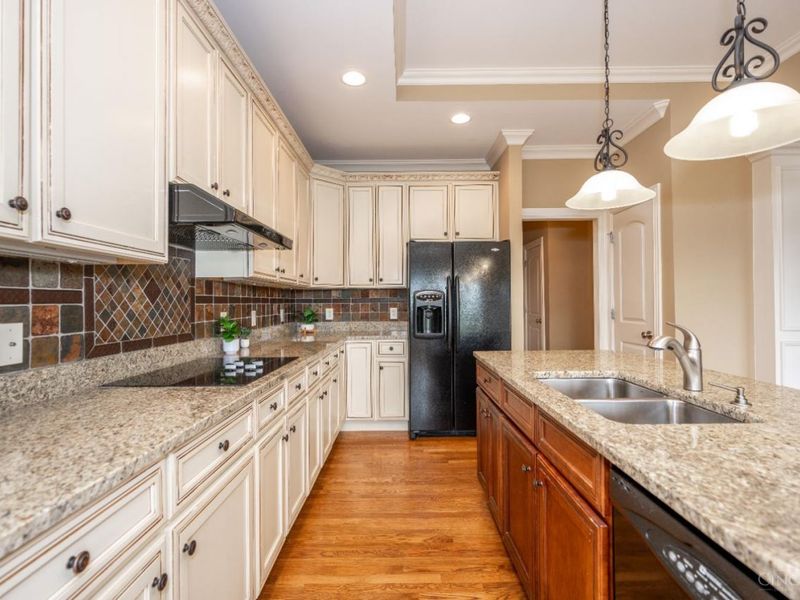 4278 Saint Cloud Way, Miami Twp, OH 45002 Photo 12