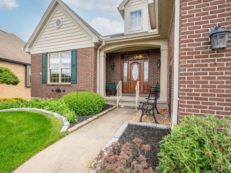 4278 Saint Cloud Way, Miami Twp, OH 45002 Photo 2