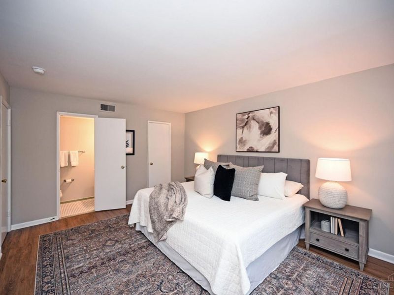 3065 Alpine Terrace, Unit 12A, Cincinnati, OH 45208 Photo 16