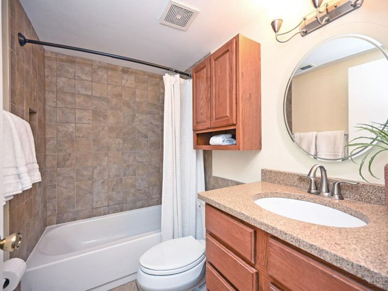 3065 Alpine Terrace, Unit 12A, Cincinnati, OH 45208 Photo 22