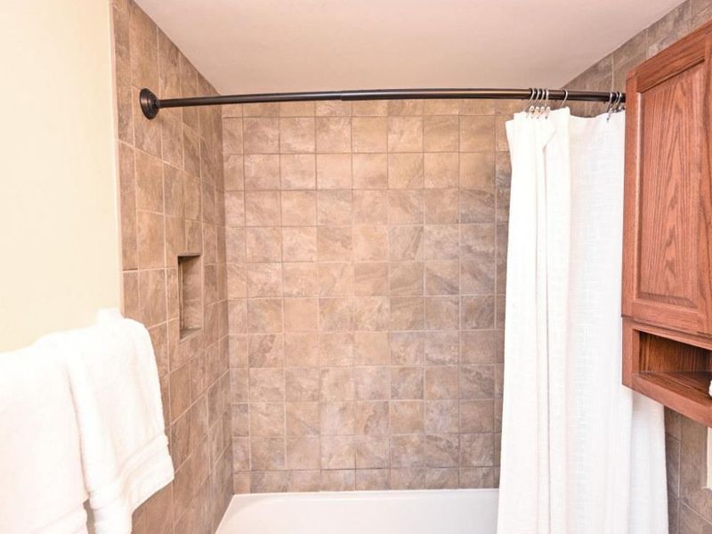 3065 Alpine Terrace, Unit 12A, Cincinnati, OH 45208 Photo 23