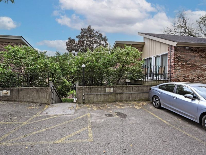 3065 Alpine Terrace, Unit 12A, Cincinnati, OH 45208 Photo 29