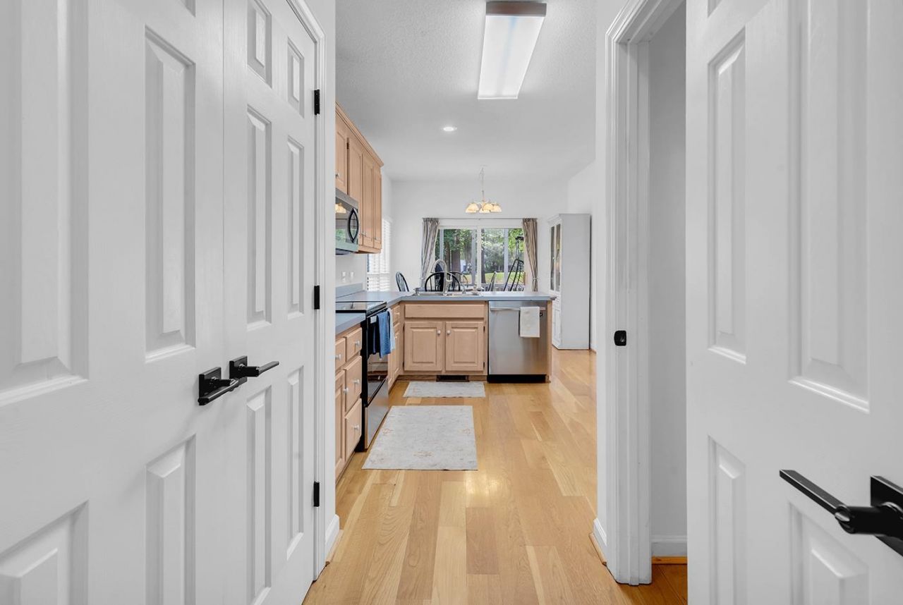 69 Governor Johnston Rd.  Photo 15