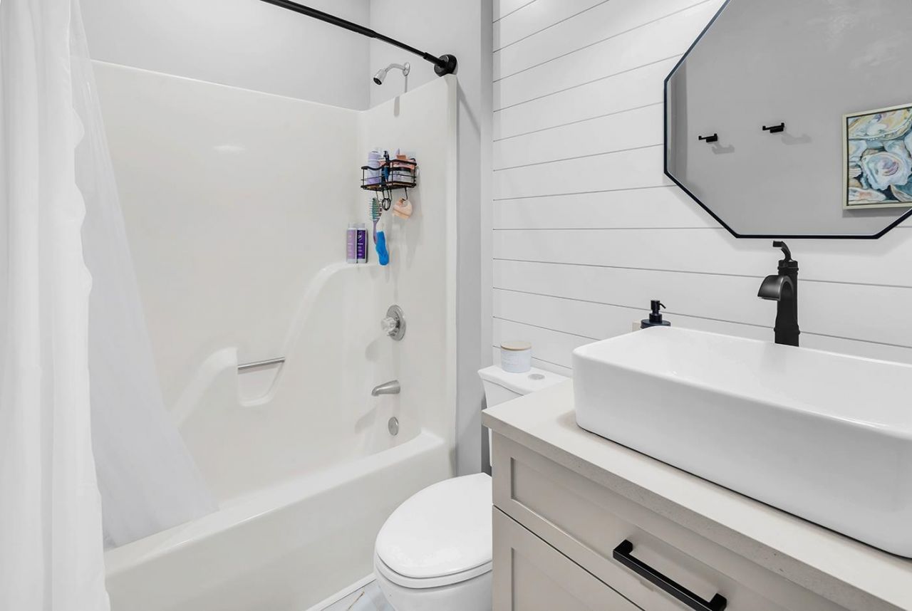 69 Governor Johnston Rd.  Photo 26