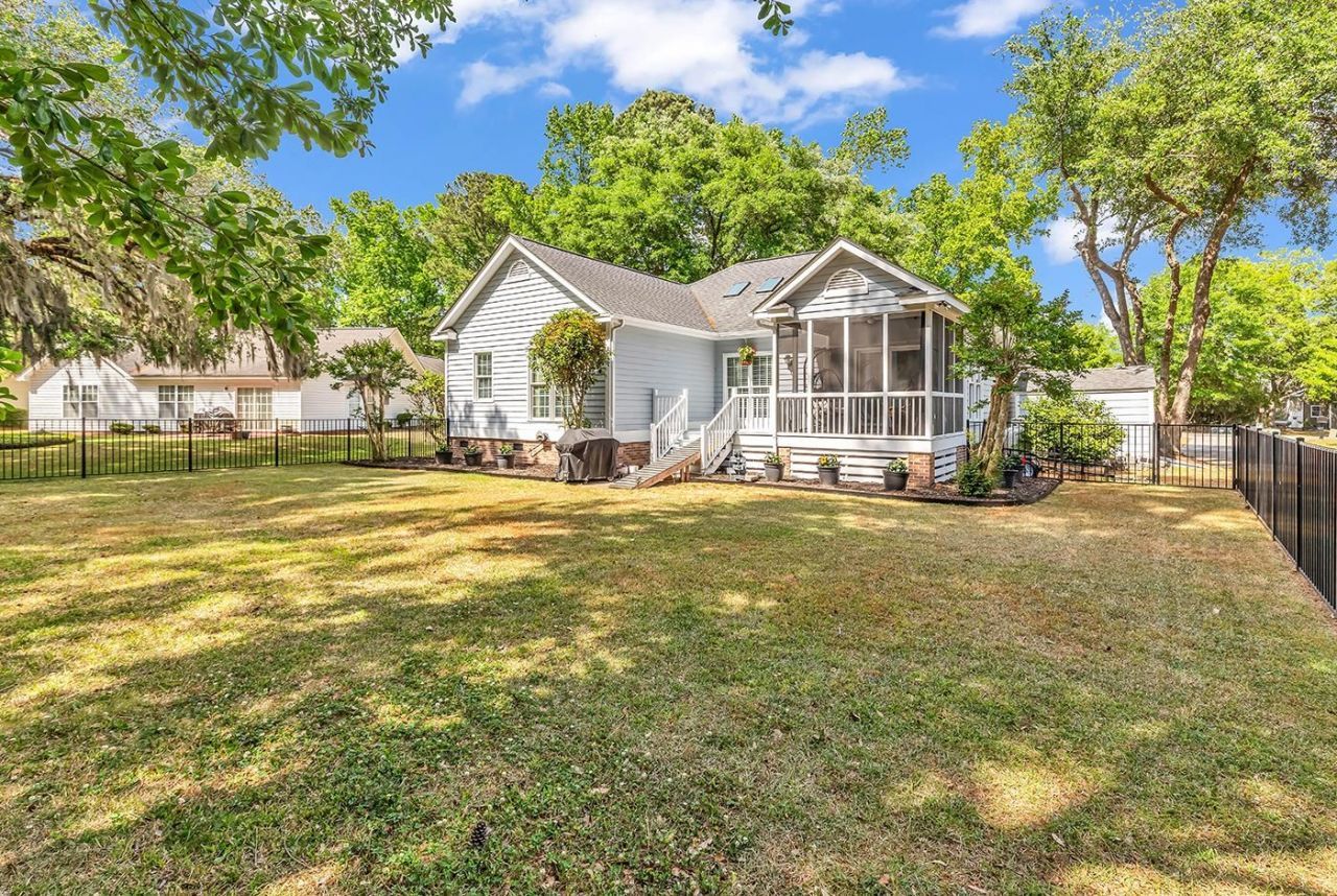 69 Governor Johnston Rd.  Photo 35