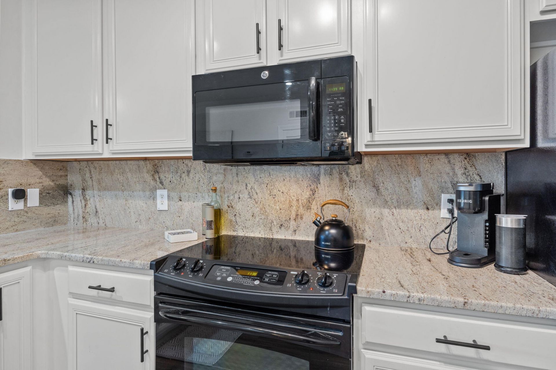 2244 Ashley Crossing Drive Photo 4