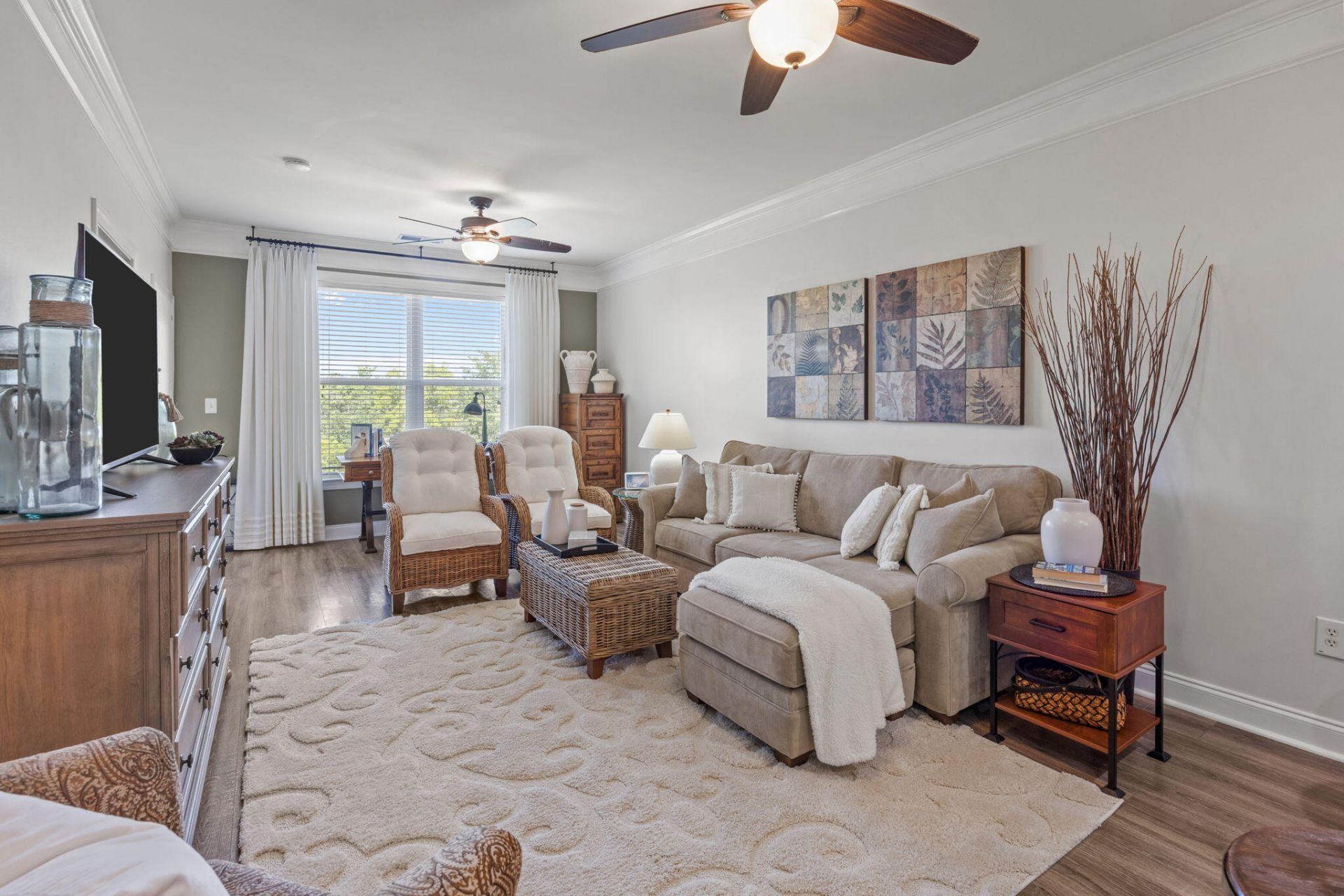 2244 Ashley Crossing Drive Photo 8