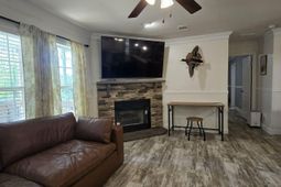 1011 Blacksgate E  photo 4