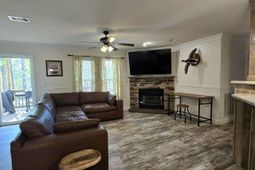 1011 Blacksgate E  photo 4