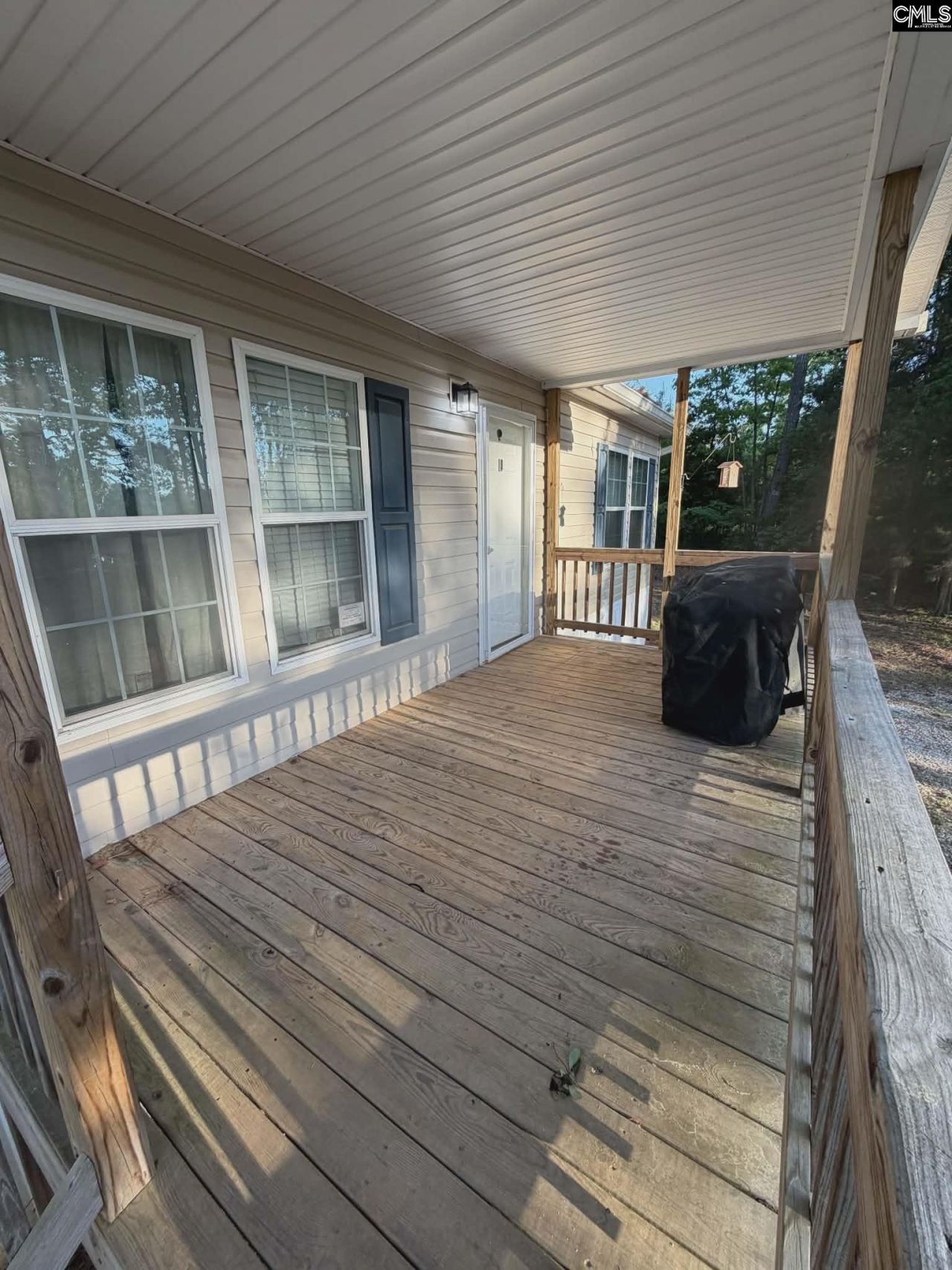 1011 Blacksgate E  Photo 7