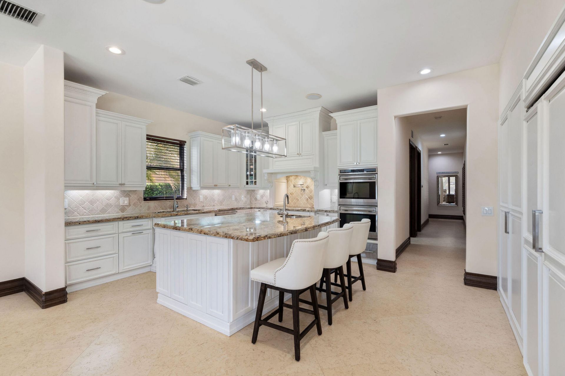 4052 E Ridgeview Drive, Davie, FL 33330 Photo