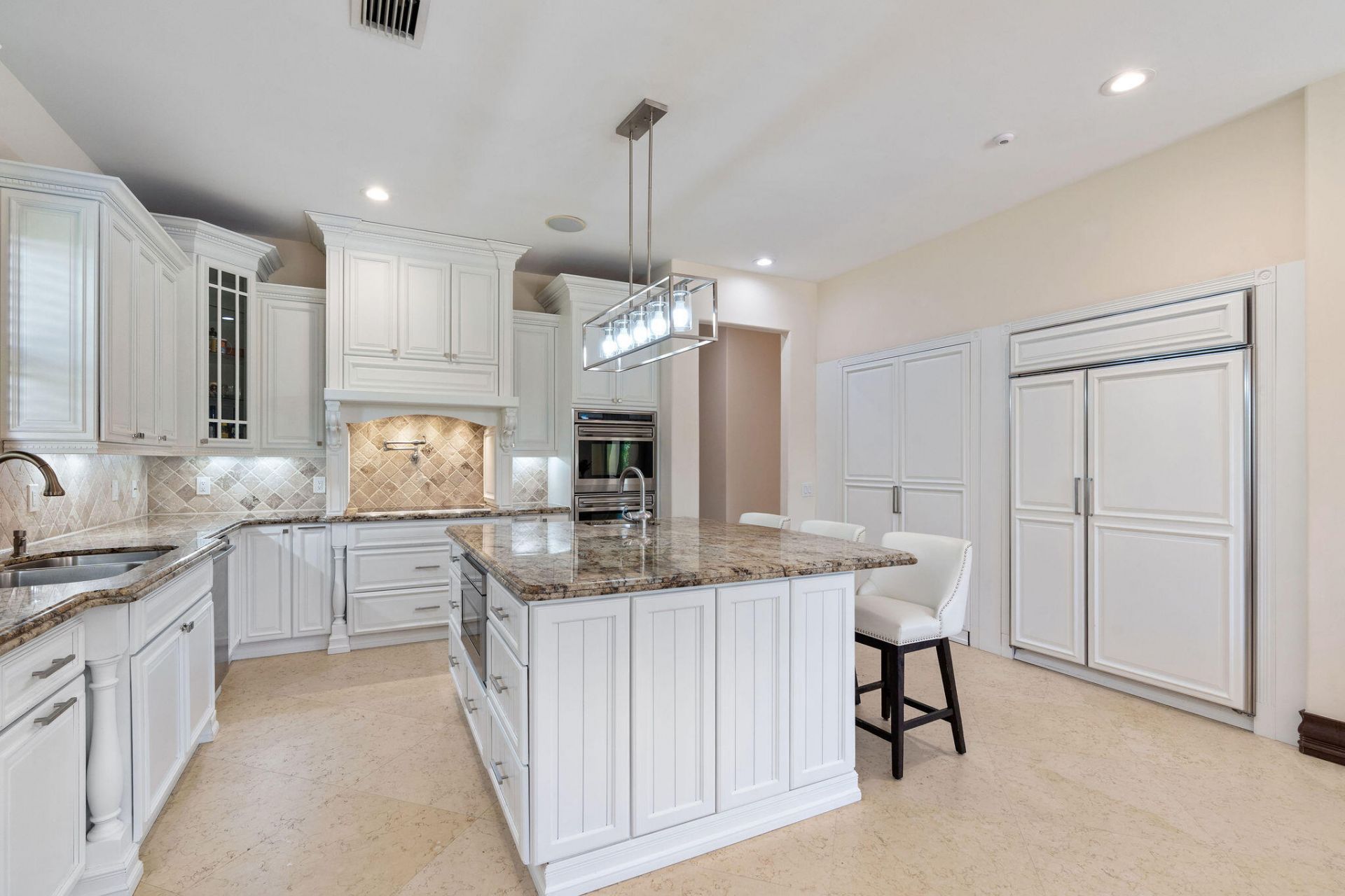 4052 E Ridgeview Drive, Davie, FL 33330 Photo