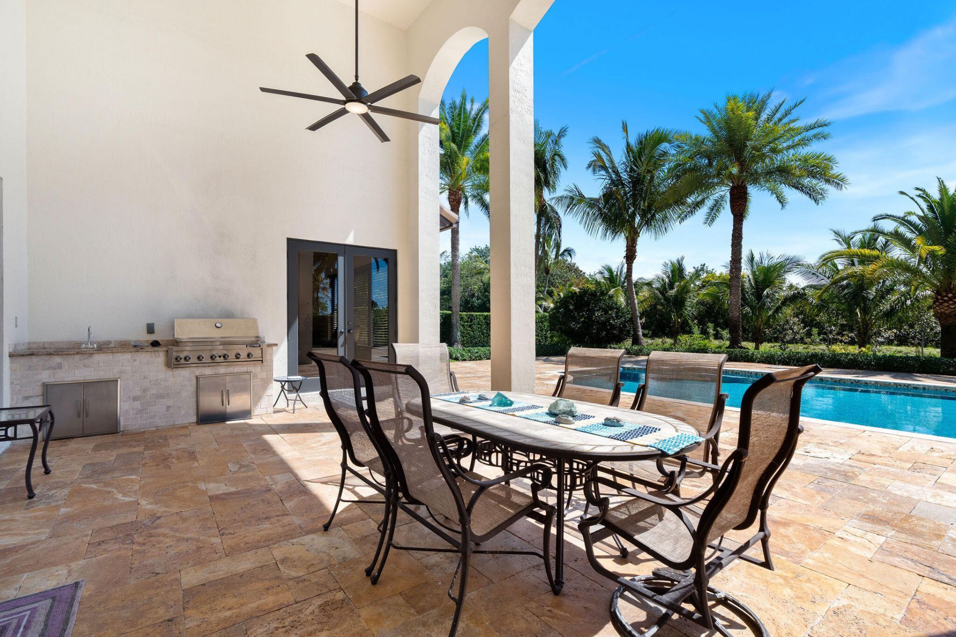 4052 E Ridgeview Drive, Davie, FL 33330 Photo